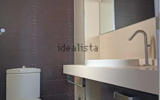 Chalet adosado en venta en calle Punta del Castillo, 20