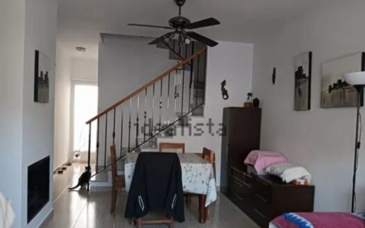 Chalet adosado en venta en calle Punta del Castillo, 20
