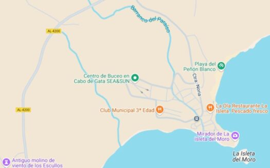 Chalet adosado en venta en calle Punta del Castillo, 20